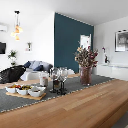 Apartment Visnjik- Free Private Parking Zadar