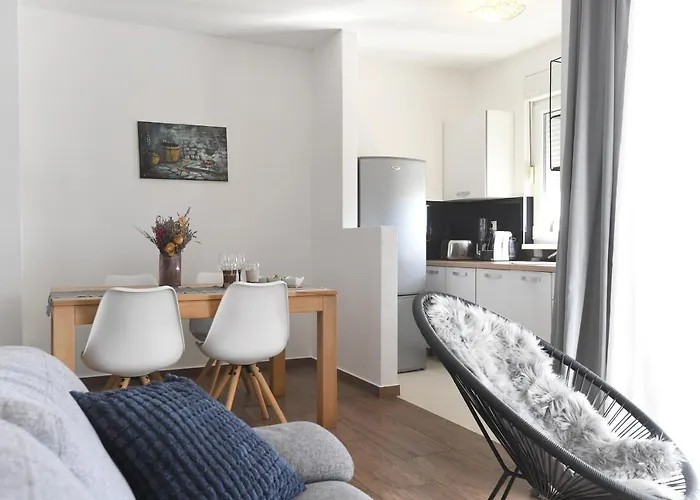 Visnjik- Free Private Parking Apartmán